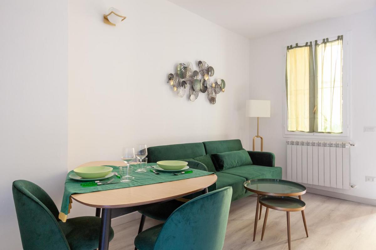 Renovated apartment in Milan city center - Commenda 21 - Housity