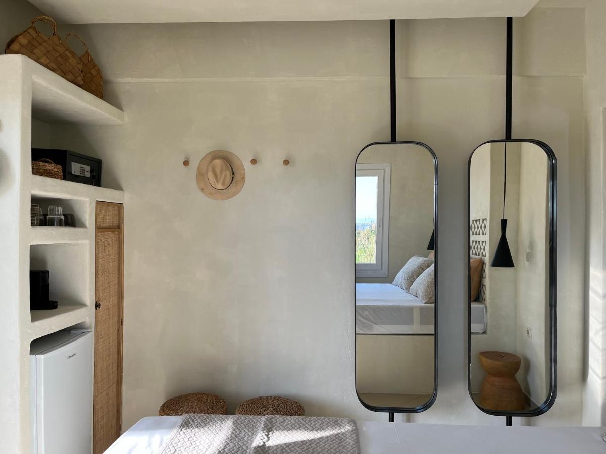 Naxian Touch - Housity