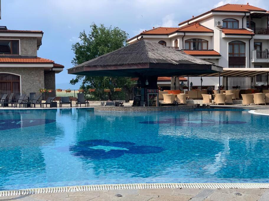 Lovely Apartment in peaceful family spa resort near to Nesebar - Housity