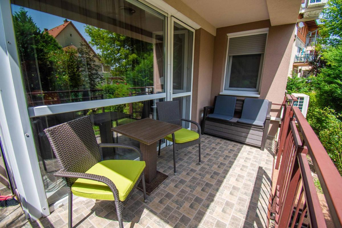 Suitetrails - Mediterran Garden Apartman