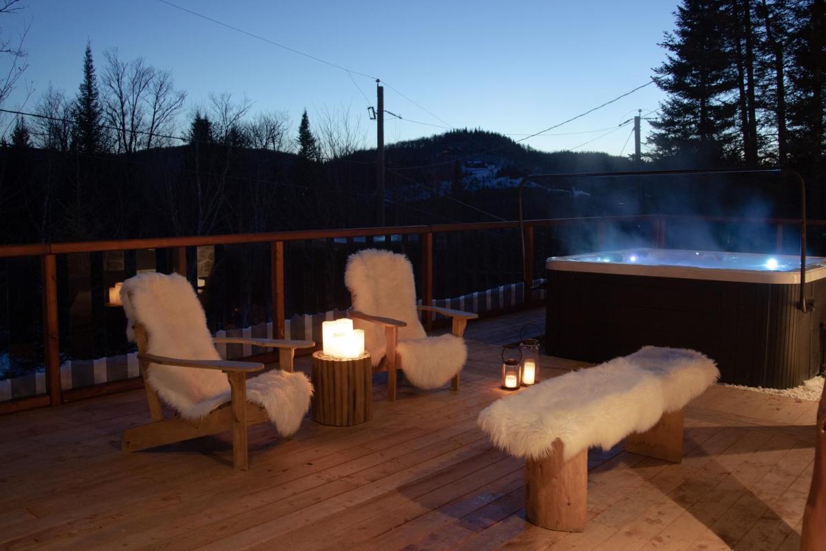 Breathtaking log house with HotTub - Winter paradise in Tremblant - Housity
