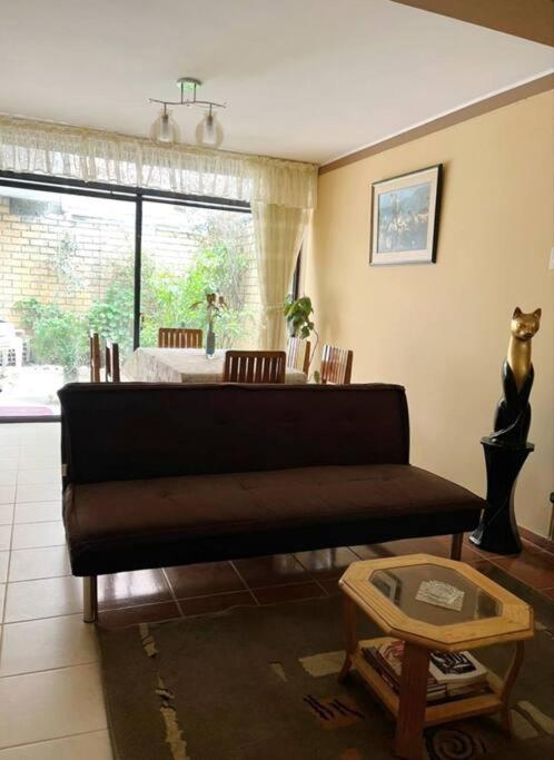 Casa amoblada - Huancayo Guest House - Housity