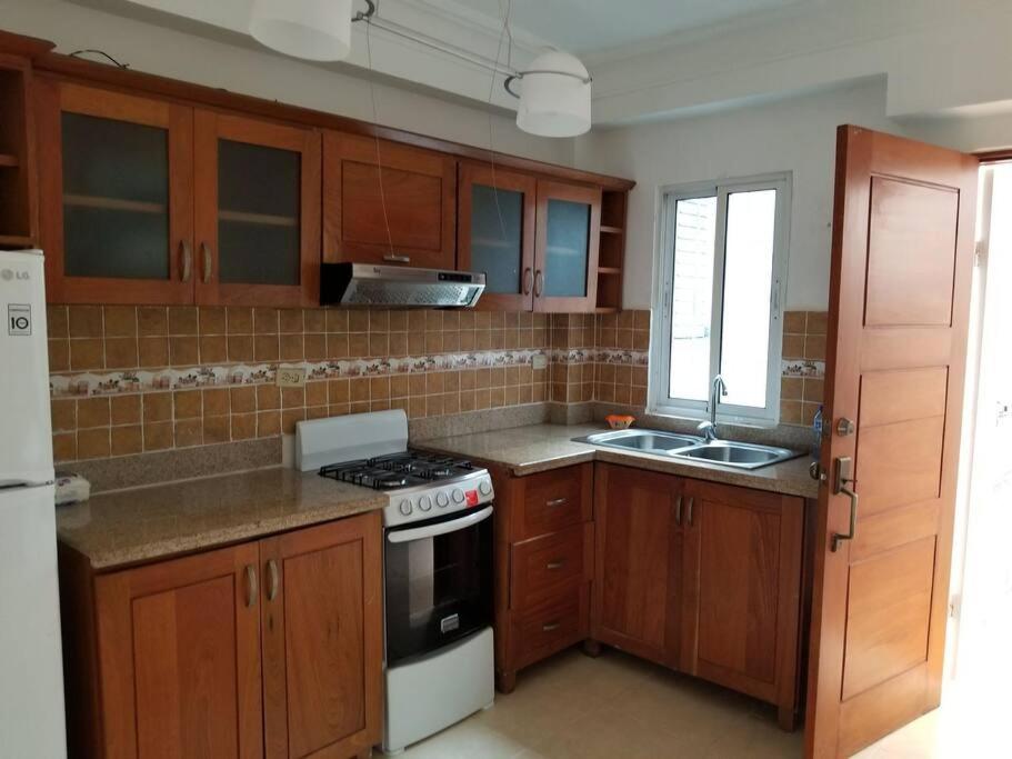 Suitetrails - COZY AND LOVELY APARTMENT