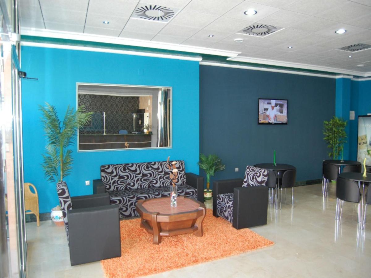 Hotel Almoradi - Housity