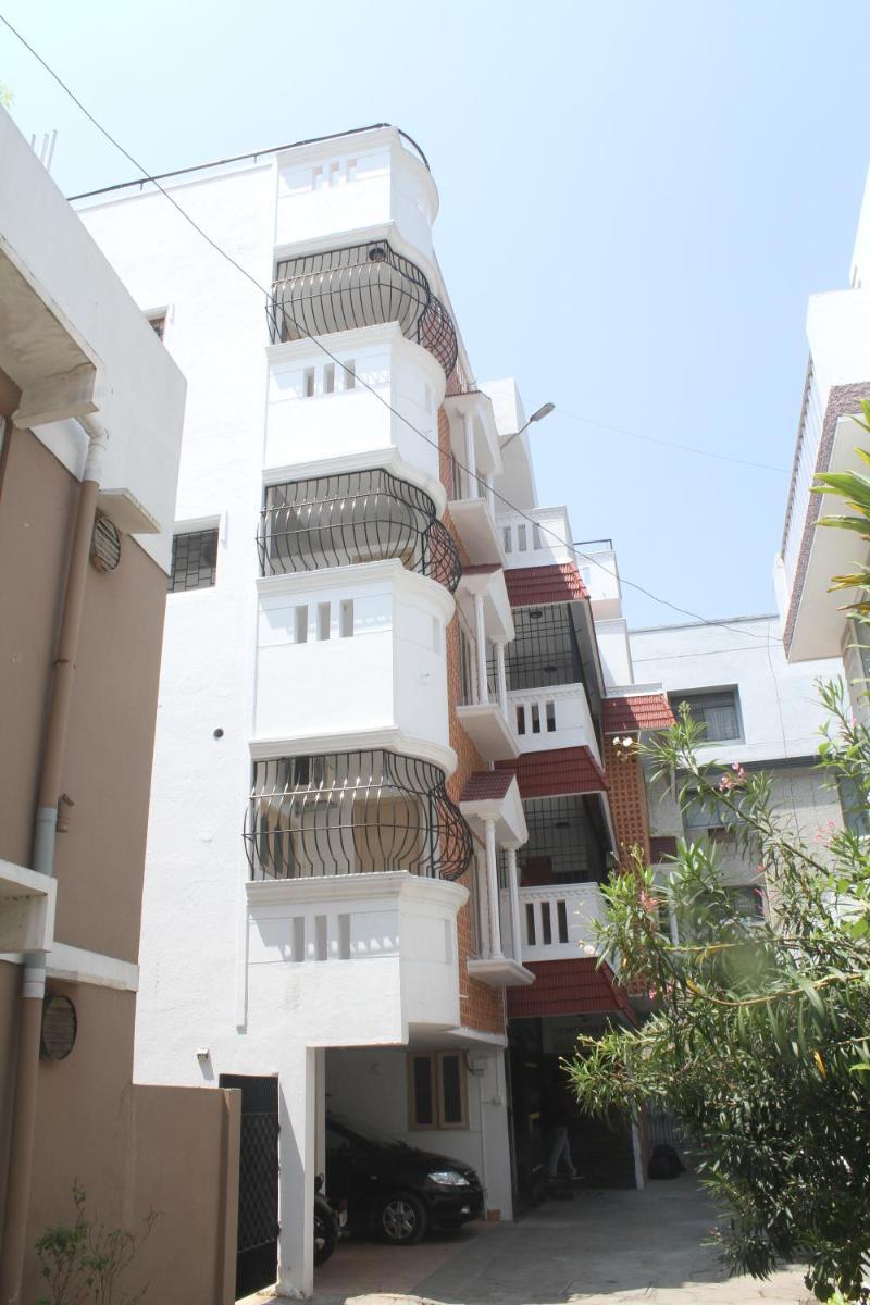 Skyry Hotels T Nagar - Housity