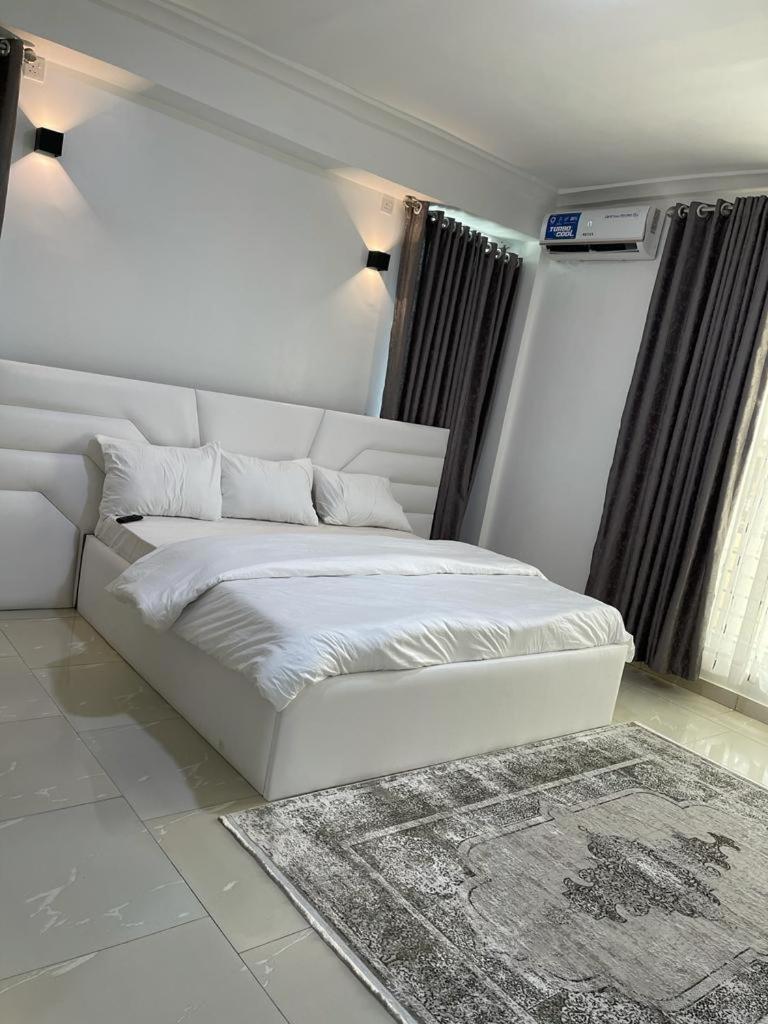 Luxistt Classy Abuja Apartment - Housity