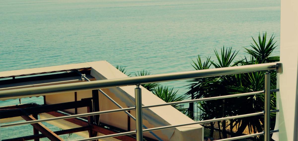Almare (Δίκλινο Δωμάτιο 2) - Housity