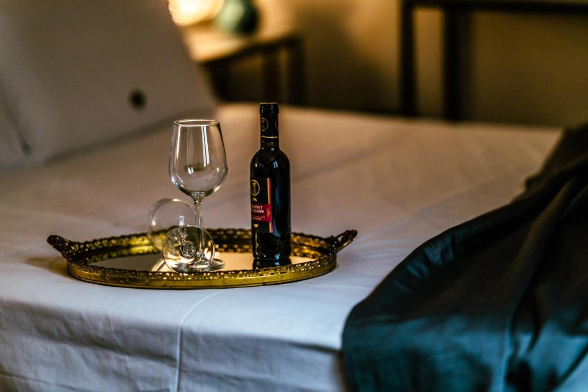 Suitetrails - Marmur luxury room