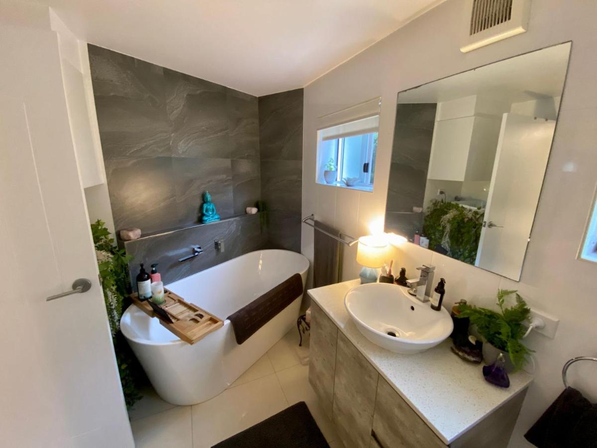 H2O Holiday Apartment Unit 14 - Housity