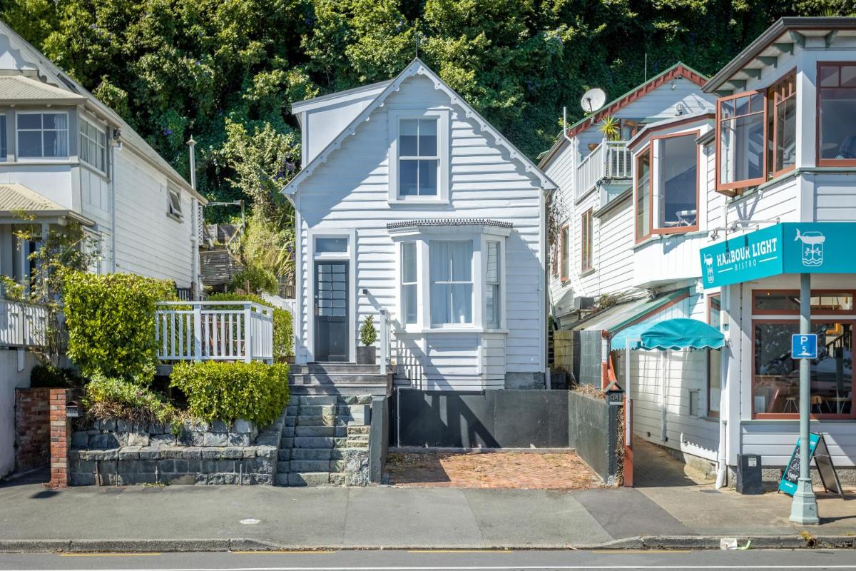 The Pilot House - Nelson - 1862 - Housity