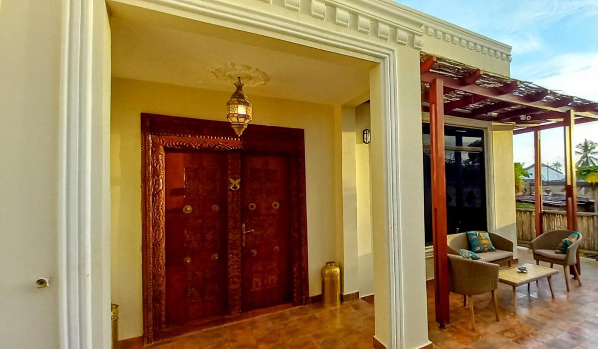 Jambo Jambiani Beach Villa, Beautiful private villa at 2 minutes from the Beach - Housity