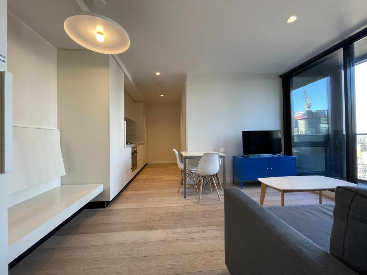 Readyset Apartments at Empire - Hizvo