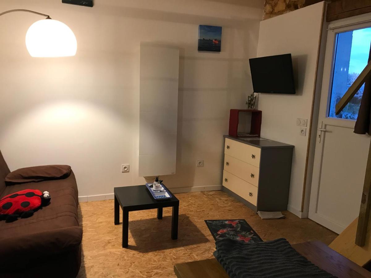 Studio privé avec cuisine sdb et terrasse privés - Housity