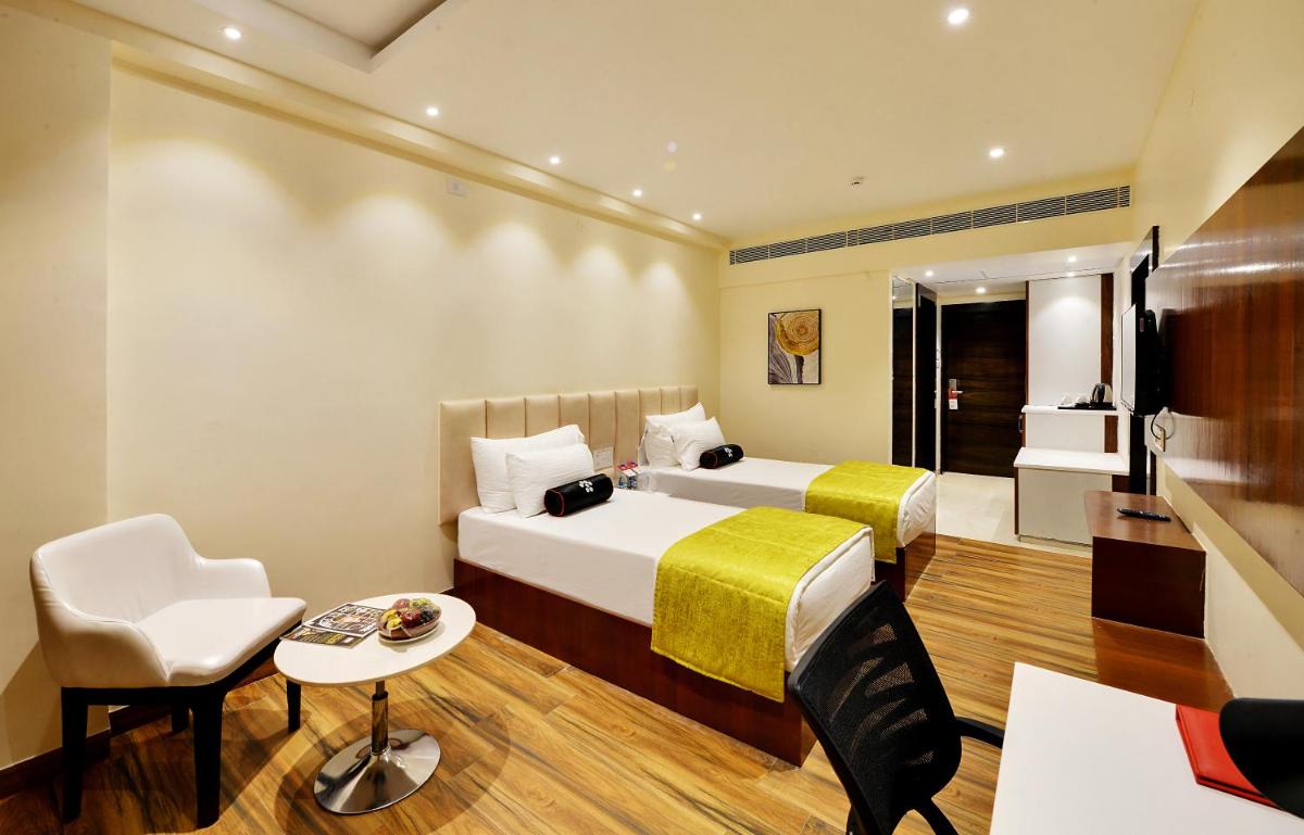 Mastiff Select Gulbarga Hotel - Housity