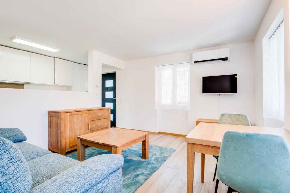 Bijou - Housity