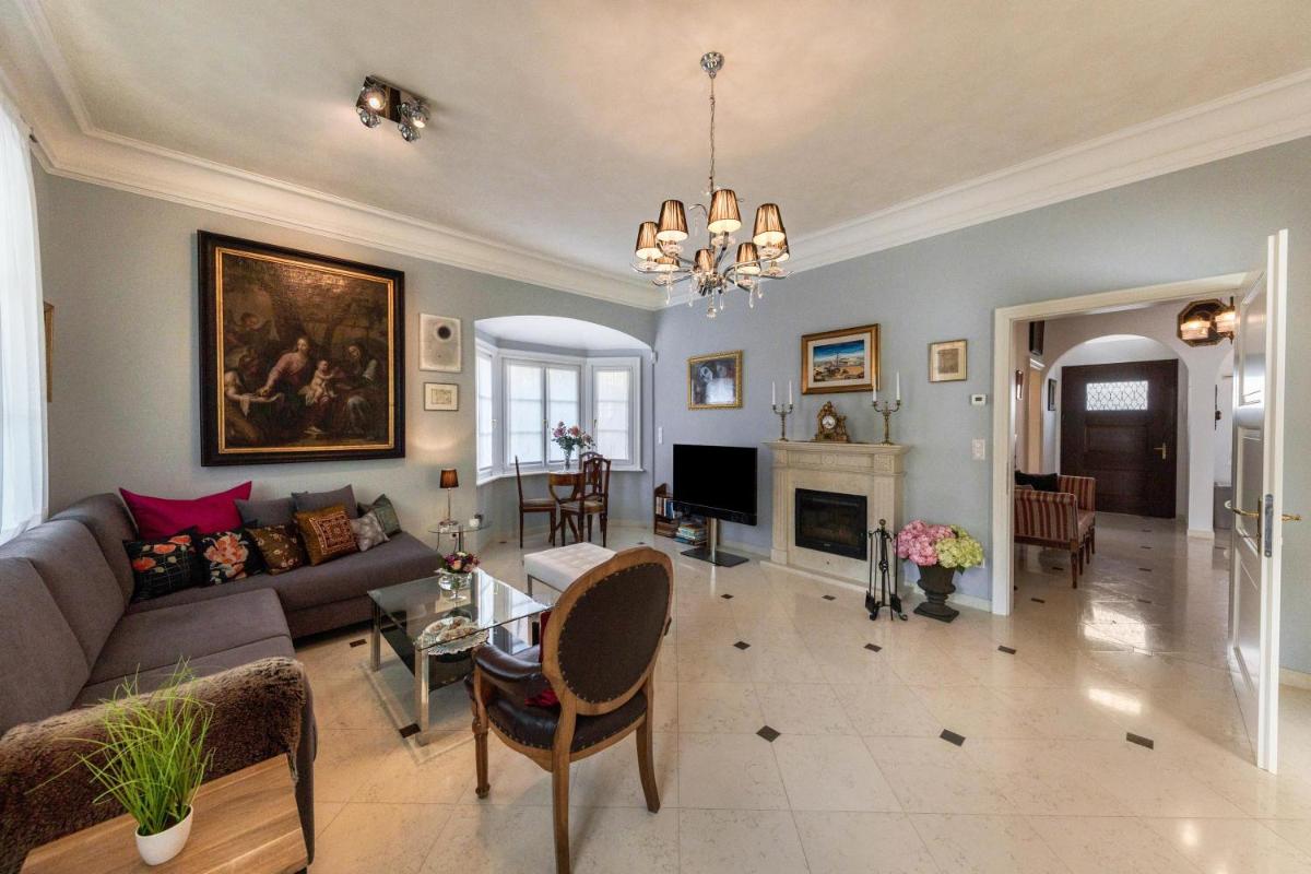 Villa Runkelstein - Housity