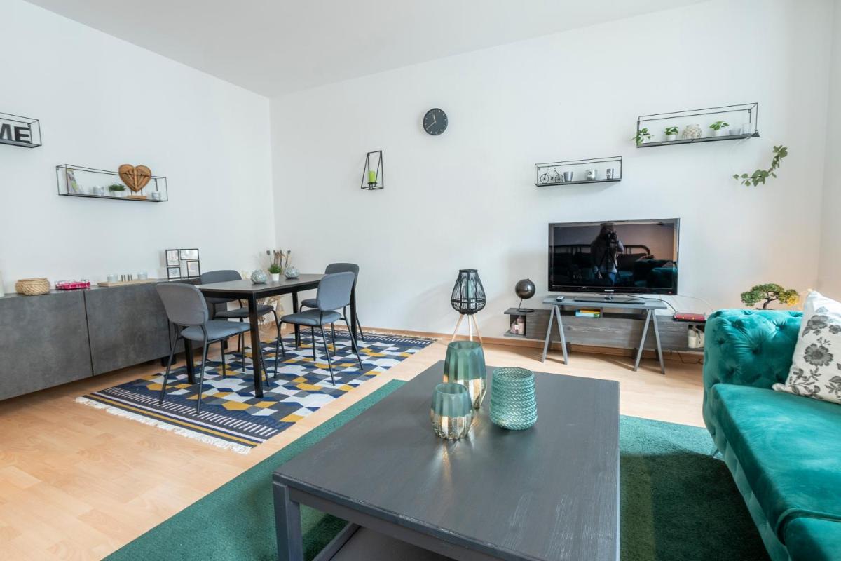 Zwickau mittendrin, tolles Balkon-Apartment - Housity