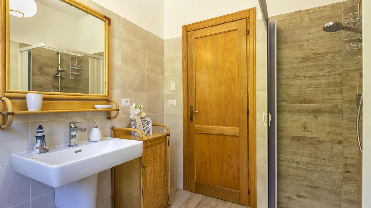 Lemon tree apartment Alghero - Housity