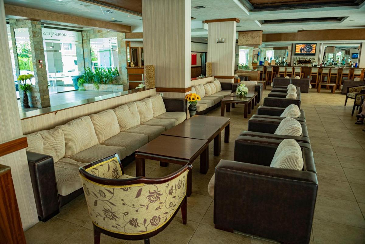 Grenada - Menada Apartments - Housity