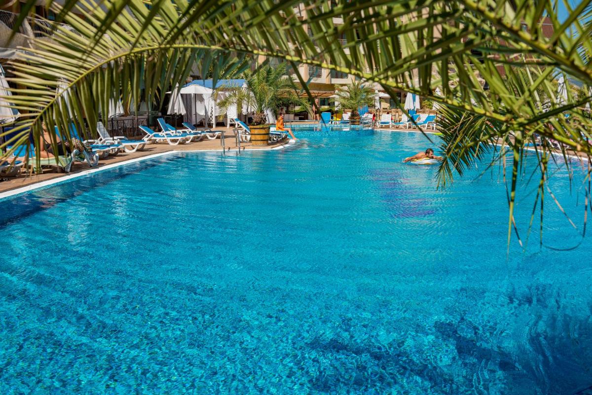 Grenada - Menada Apartments - Housity
