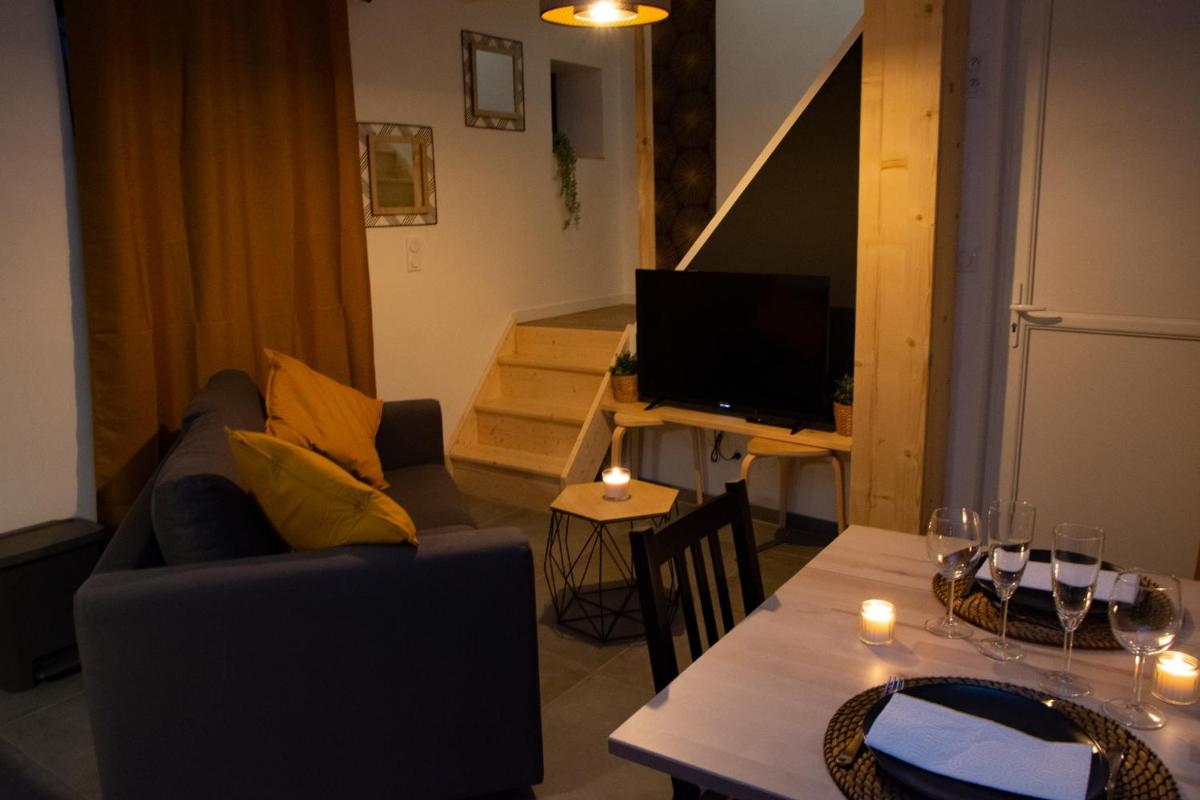 Suitetrails - Ô COSY , DUPLEX, JACUZZI, TERRASSE.