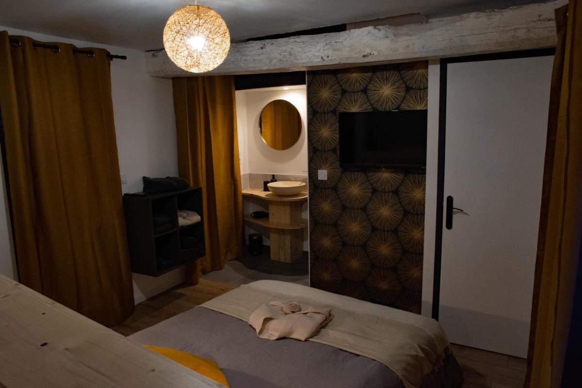 Suitetrails - Ô COSY , DUPLEX, JACUZZI, TERRASSE.
