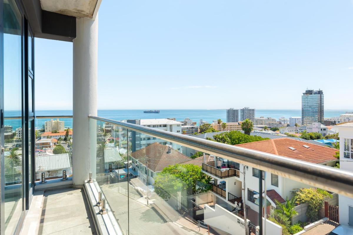 One Calais Apartments - Housity