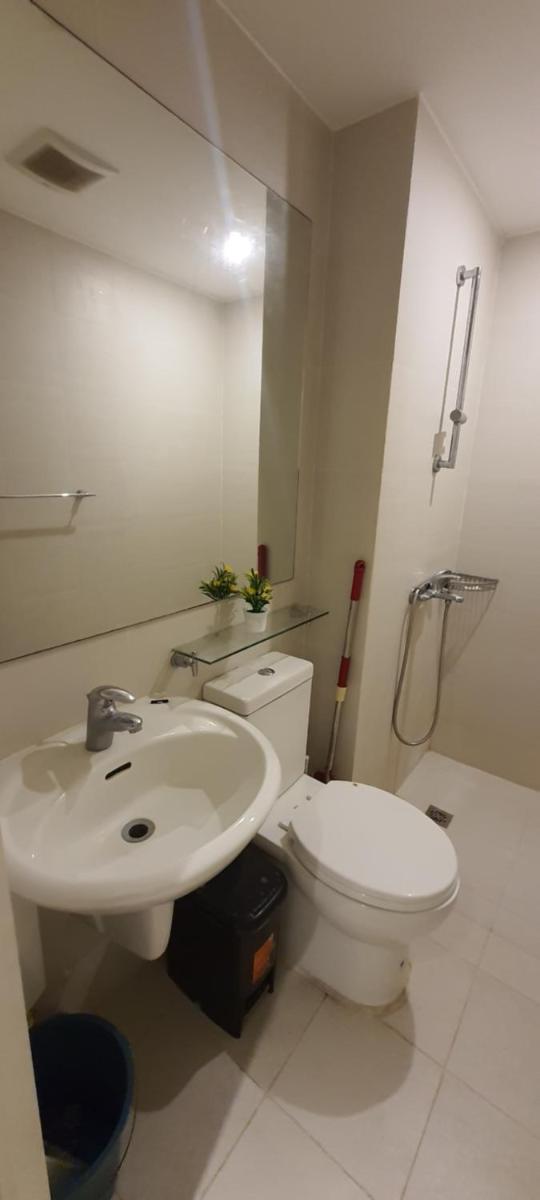 Suitetrails - JN Condotel The Azure Urban Resort Residences