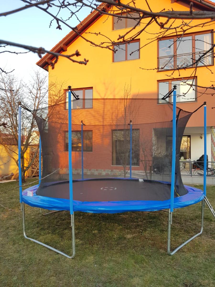 Vila Sanne Brașov , Hălchiu - Housity