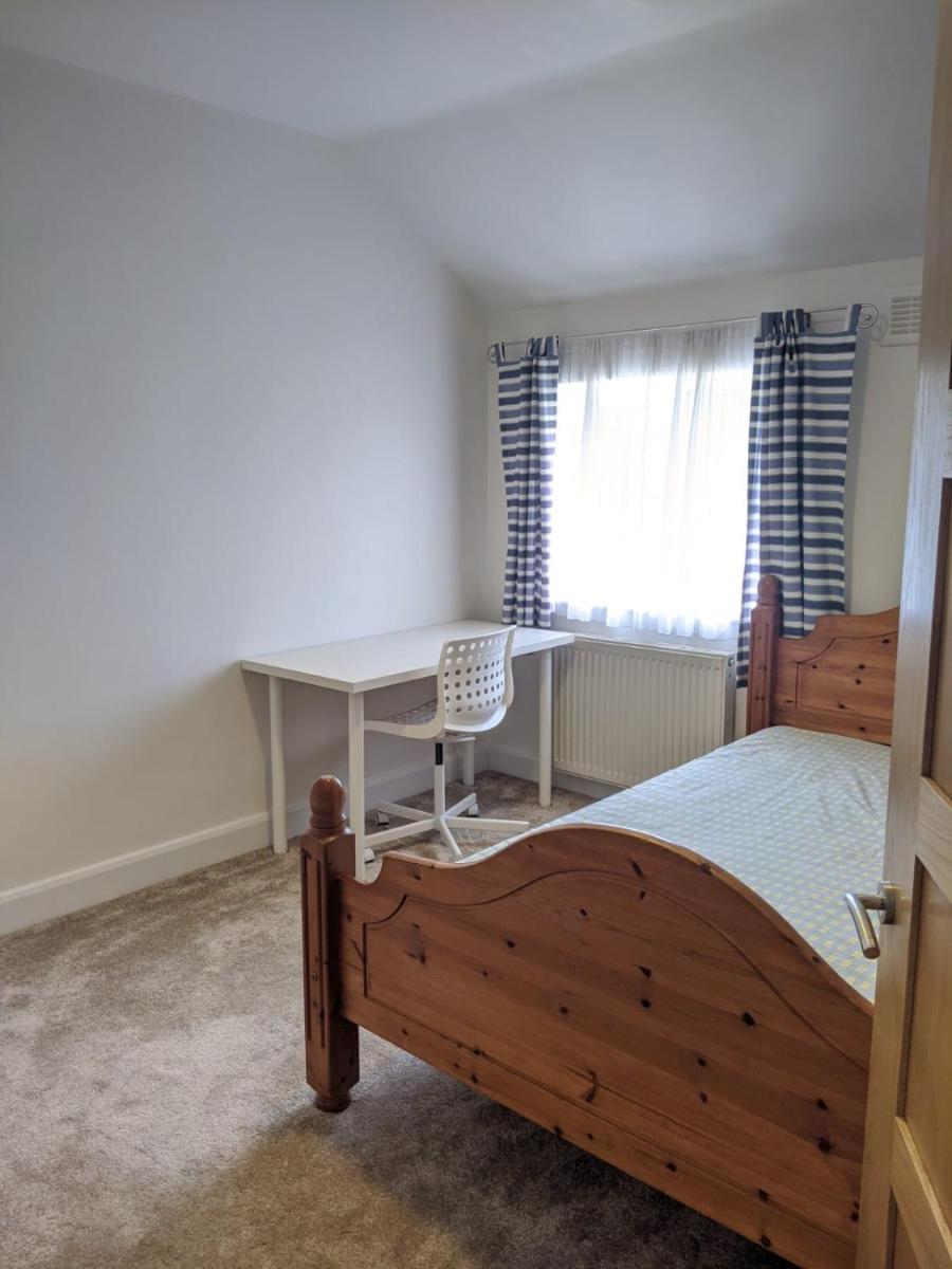 Eltham Farnaby - Housity