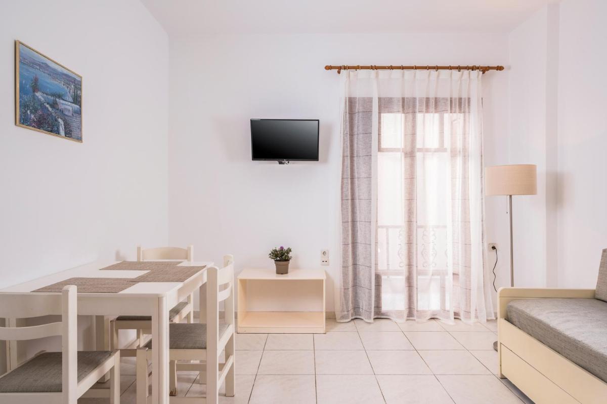 Captain Michalis Apartments - Housity
