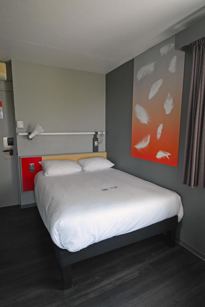 ibis Saintes - Housity