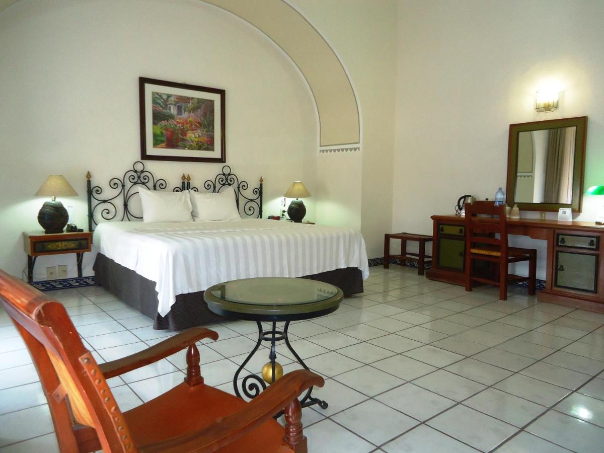 Hotel Concierge Plaza Colima - Hizvo