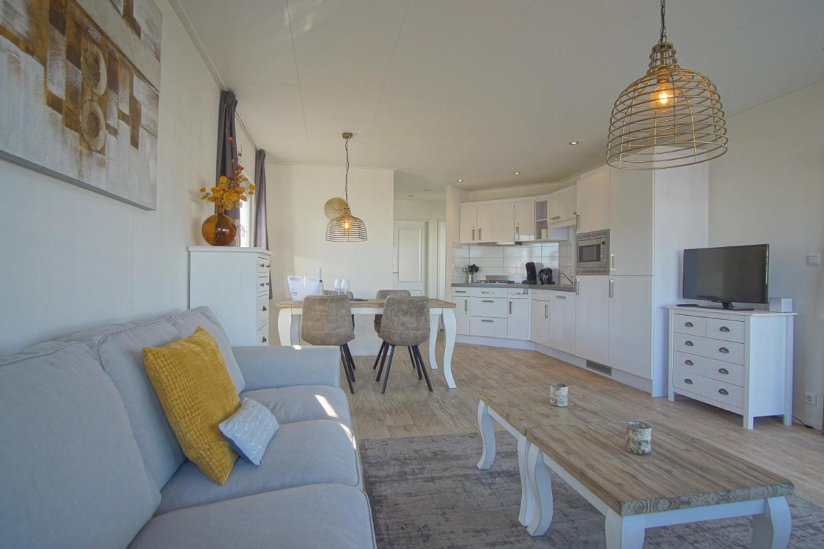 Chalet Seemöwe am Veluwemeer im Europarcs Bad Hoophuizen - Housity
