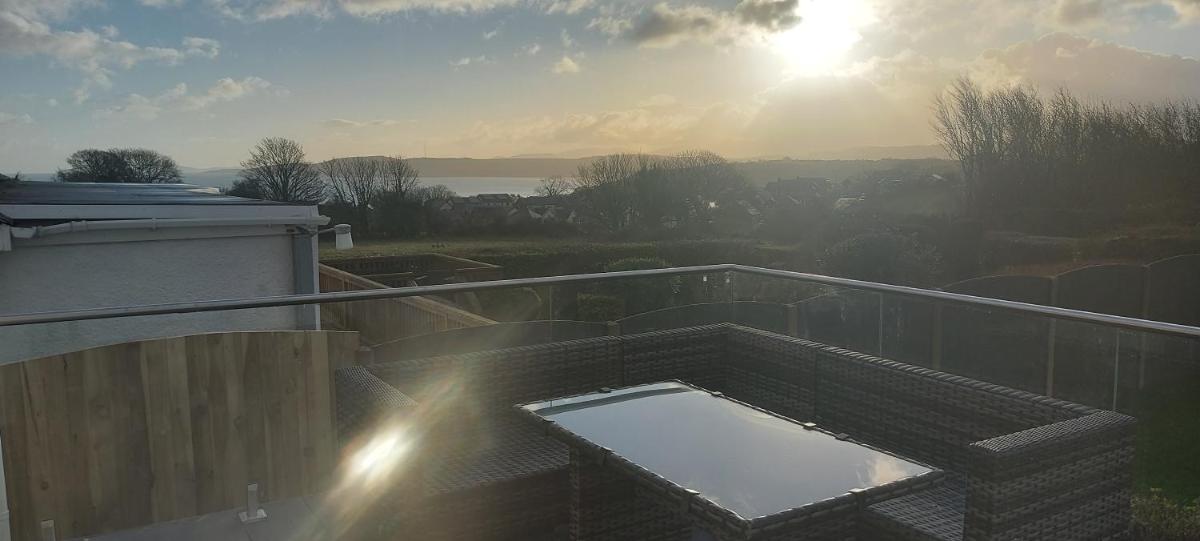 Westbourne by the sea, Benllech, Anglesey. - Housity