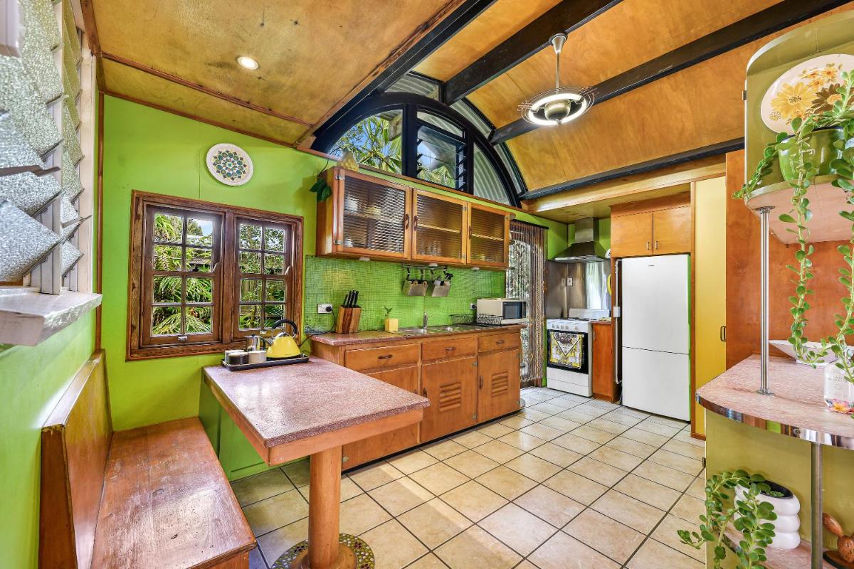 Cottonwood Cottage - Couples 'pet friendly' retro escape - Housity
