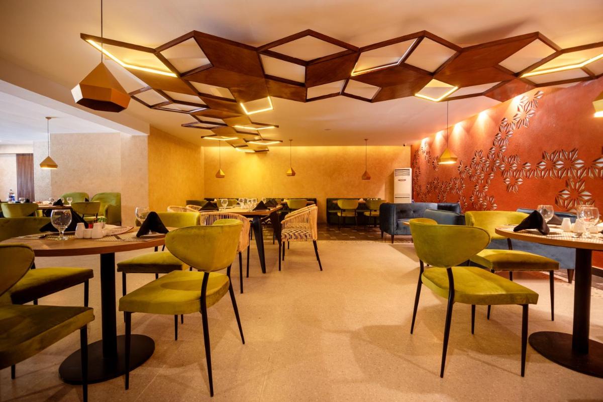 Hotel One Tower Gulberg, Lahore - Housity