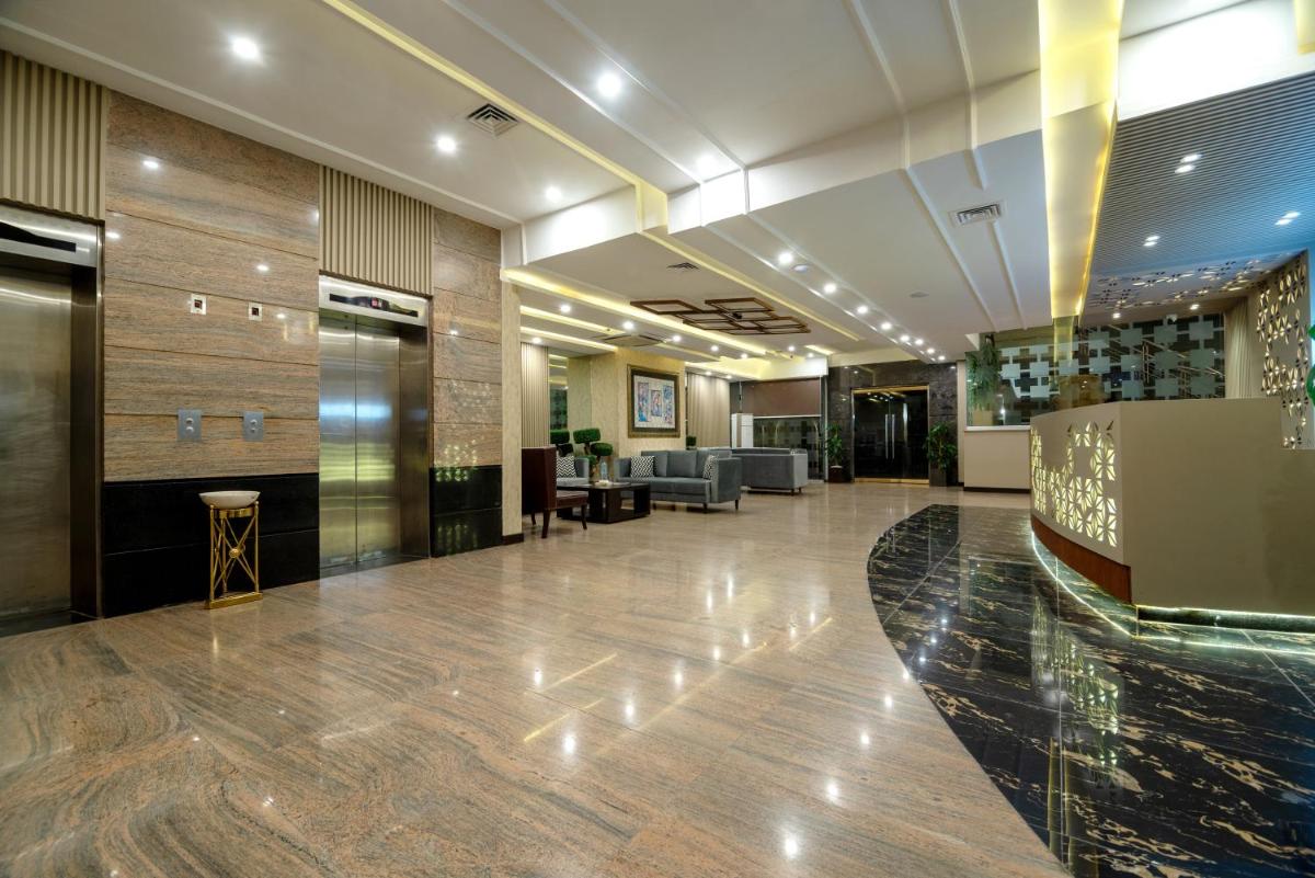 Hotel One Tower Gulberg, Lahore - Housity