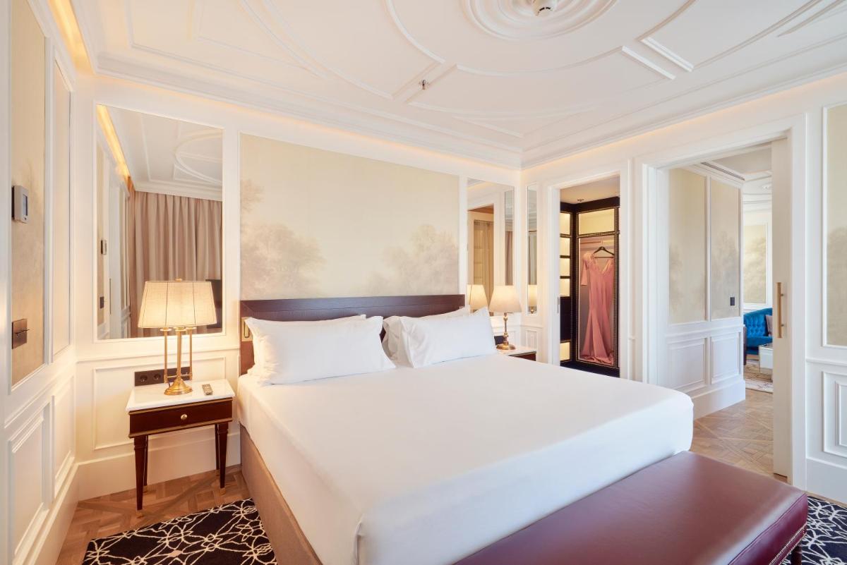 Cama o camas de una habitación en BLESS Hotel Madrid - The Leading Hotels of the World