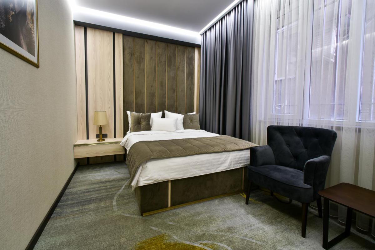 Suitetrails - Bourbon Boutique Hotel