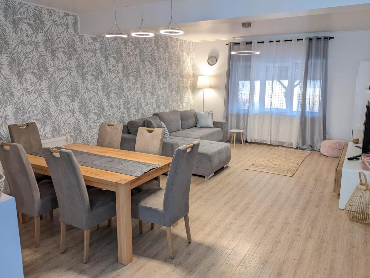 Casa IezerVenture - Housity