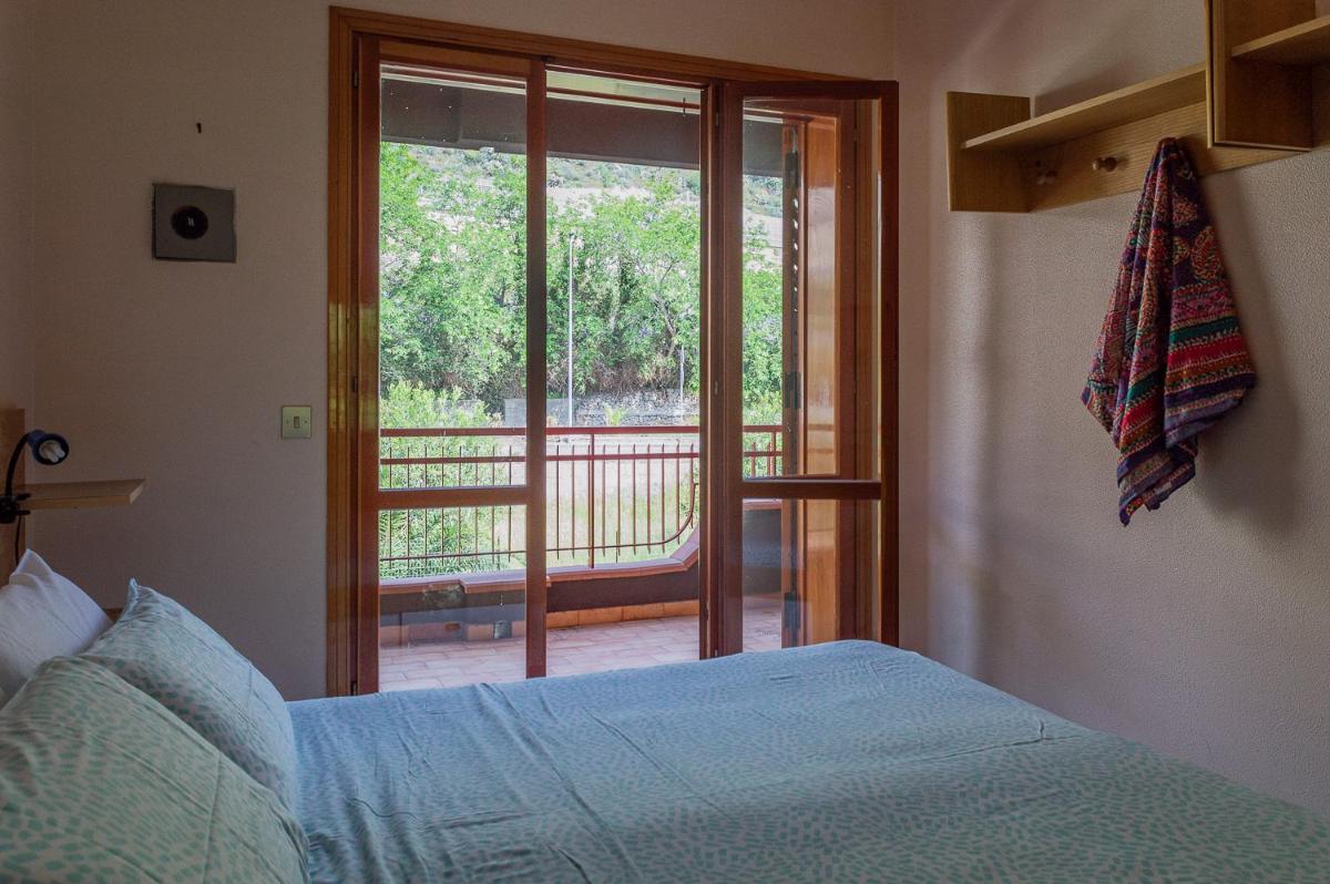 Beach House Blue Holiday - Housity