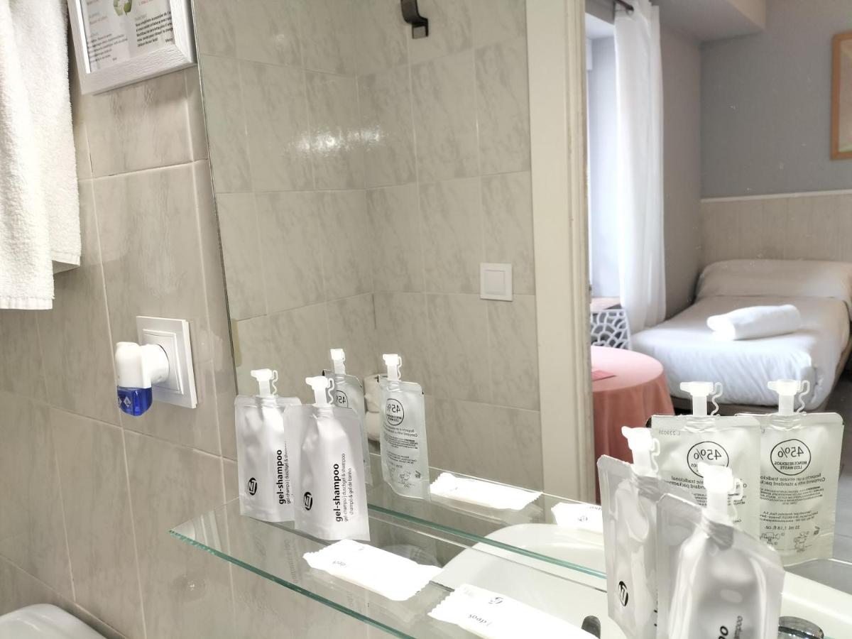 Hostal Albero by gaiarooms - Housity