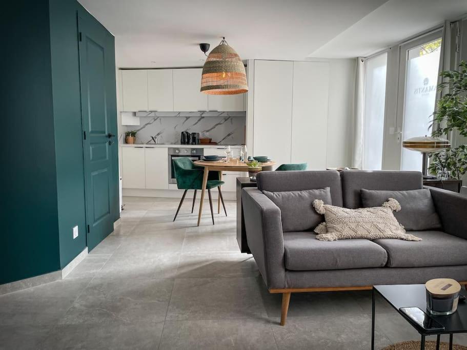 Suite Luxueuse Jacuzzi SUITE AMANTIS By Noma - Housity