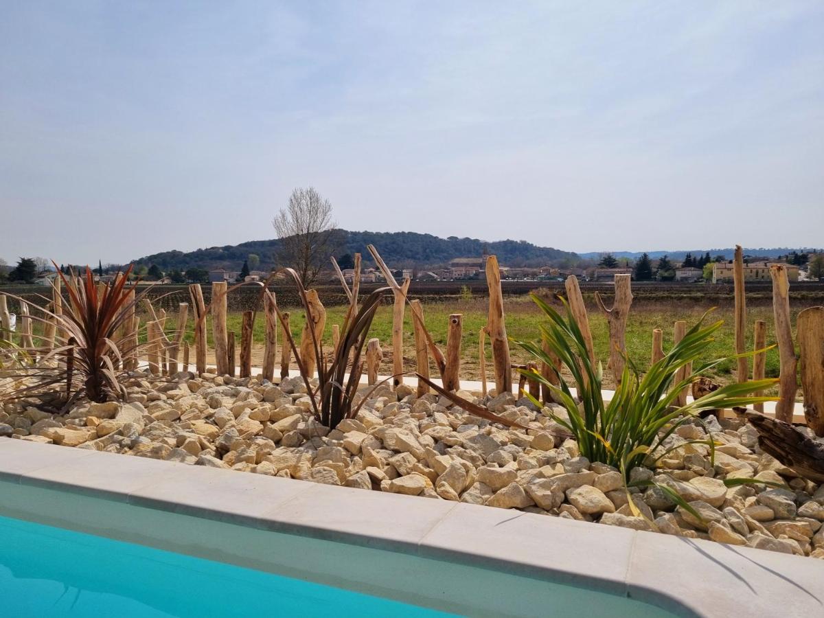 Goudargues Villa toute équipée, 300m du centre. - Housity