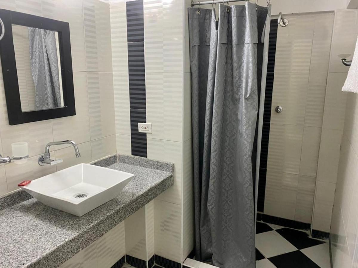 Hotel Savac - Housity
