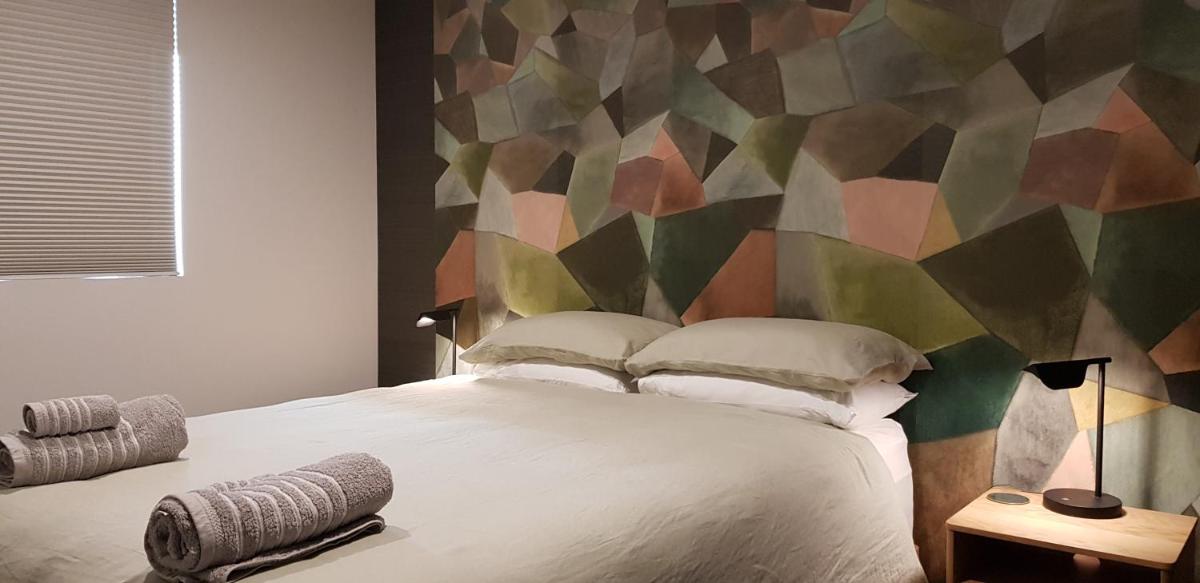 Suitetrails - Brookside Central Wanaka Luxury Apartment