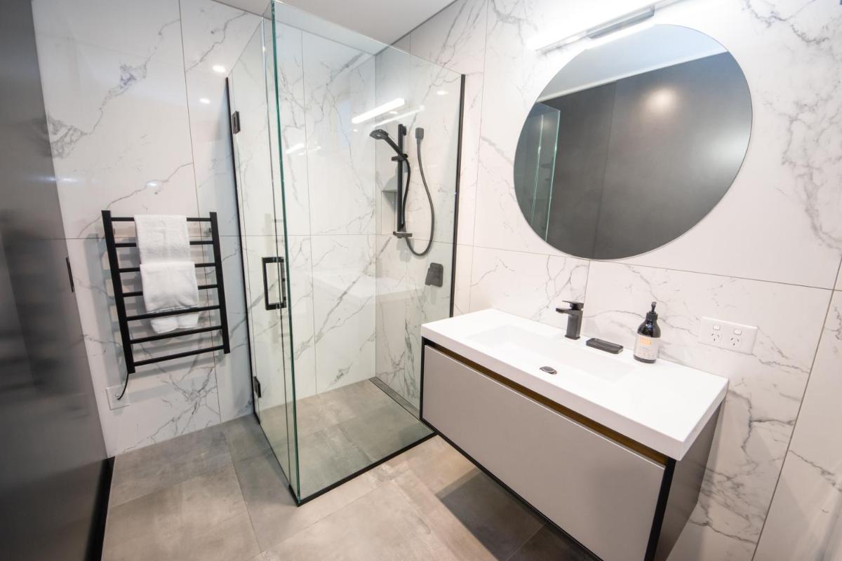 Suitetrails - Brookside Central Wanaka Luxury Apartment
