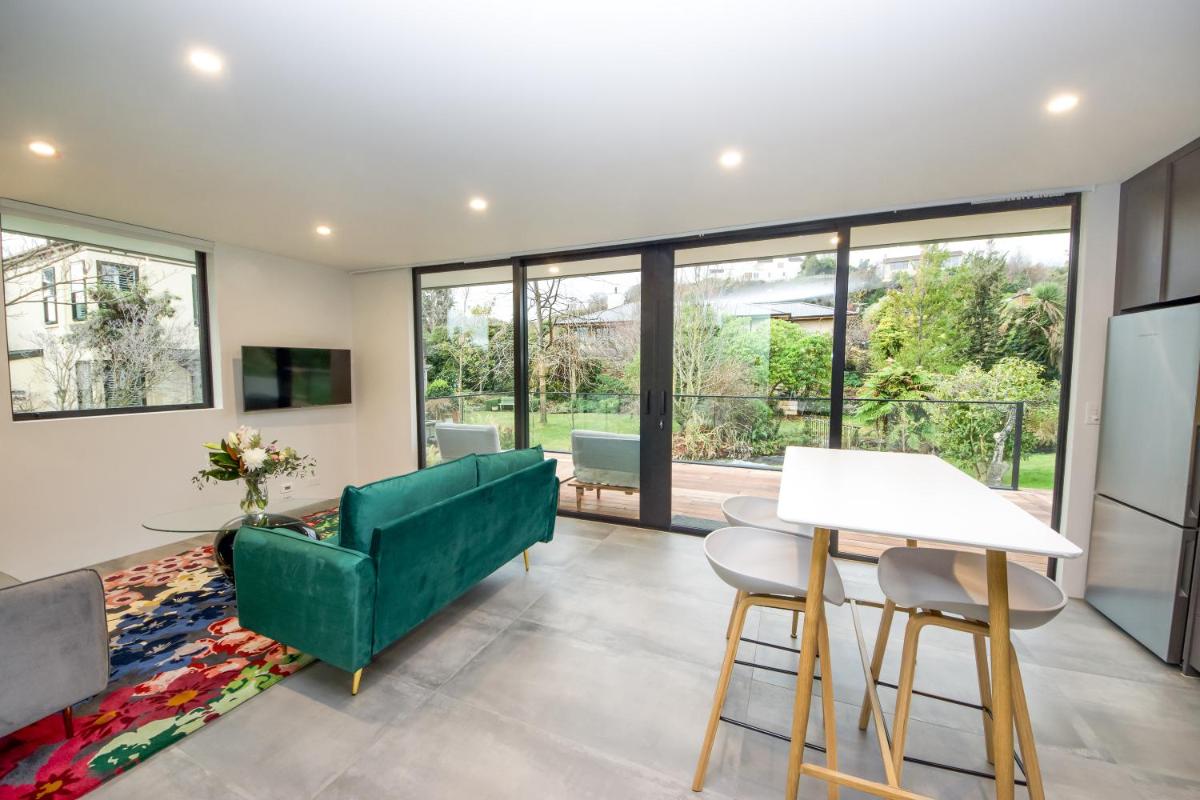 Suitetrails - Brookside Central Wanaka Luxury Apartment