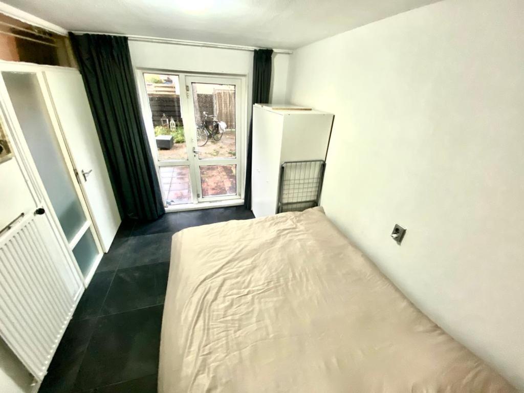 Comfortable stay in room with garden - Housity